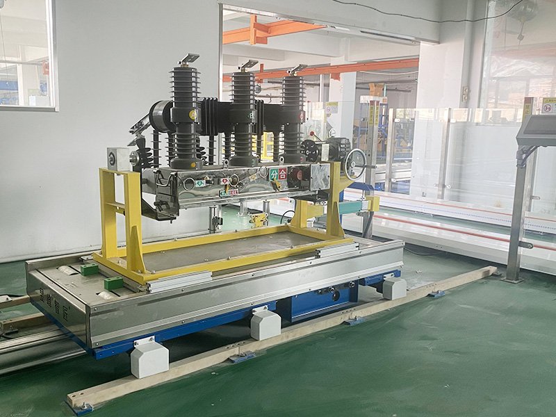 Pole-mounted Vacuum Circuit Breaker Assembly line