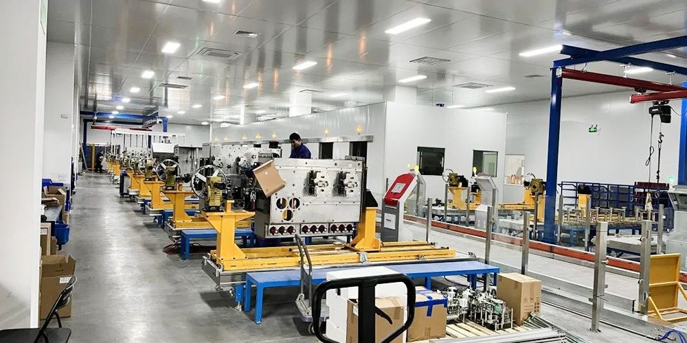 Ring Main Unit (RMU) assembly and testing line
